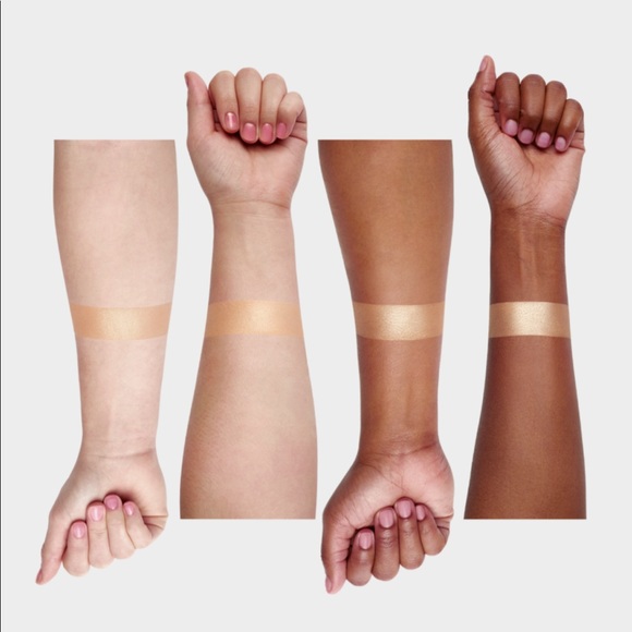 OFRA Highlighter - Rodeo Drive 😊 - Picture 4 of 4